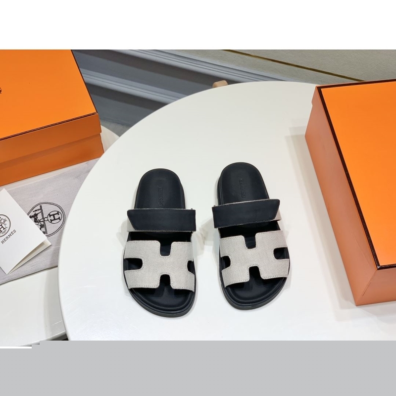 H**mes slippers